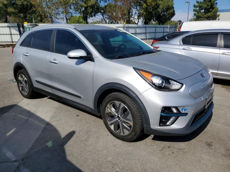 2019 KIA NIRO EX 4