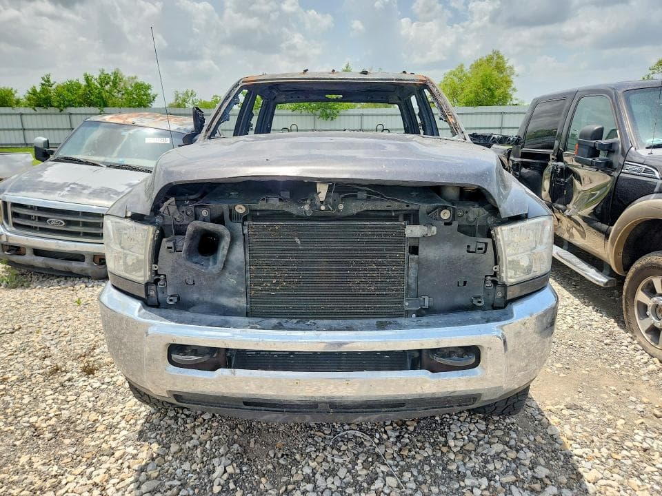 2017 RAM 3500 ST 5