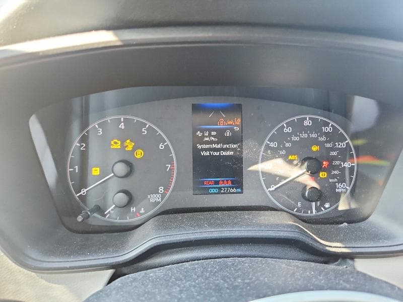 2025 TOYOTA COROLLA LE 9