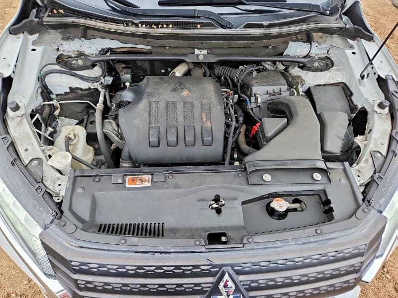 2023 MITSUBISHI ECLIPSE CROSS LE 11