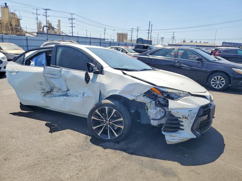 2019 TOYOTA COROLLA XSE 4