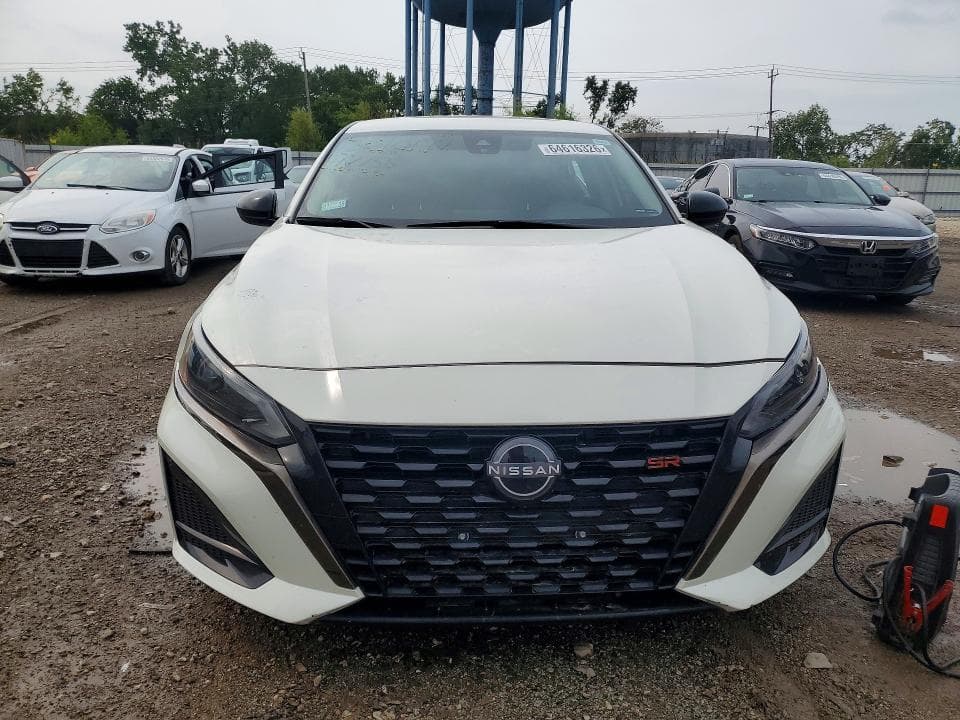 2023 NISSAN ALTIMA SR 5