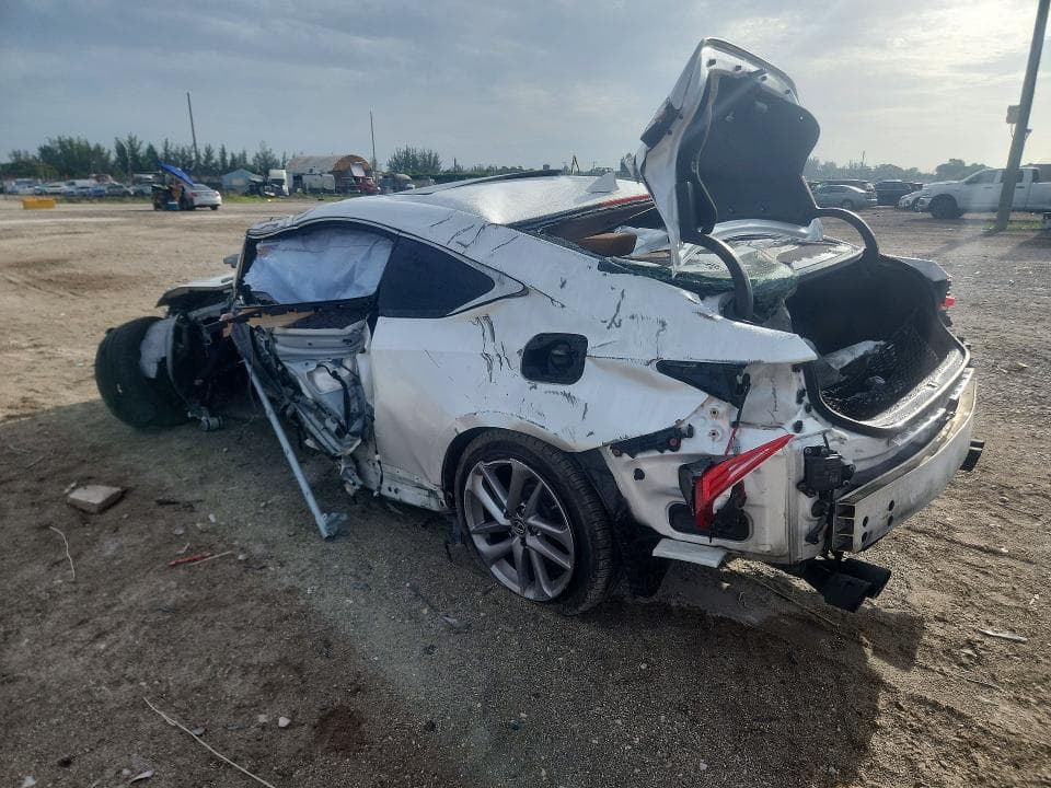 2019 LEXUS RC 300 2