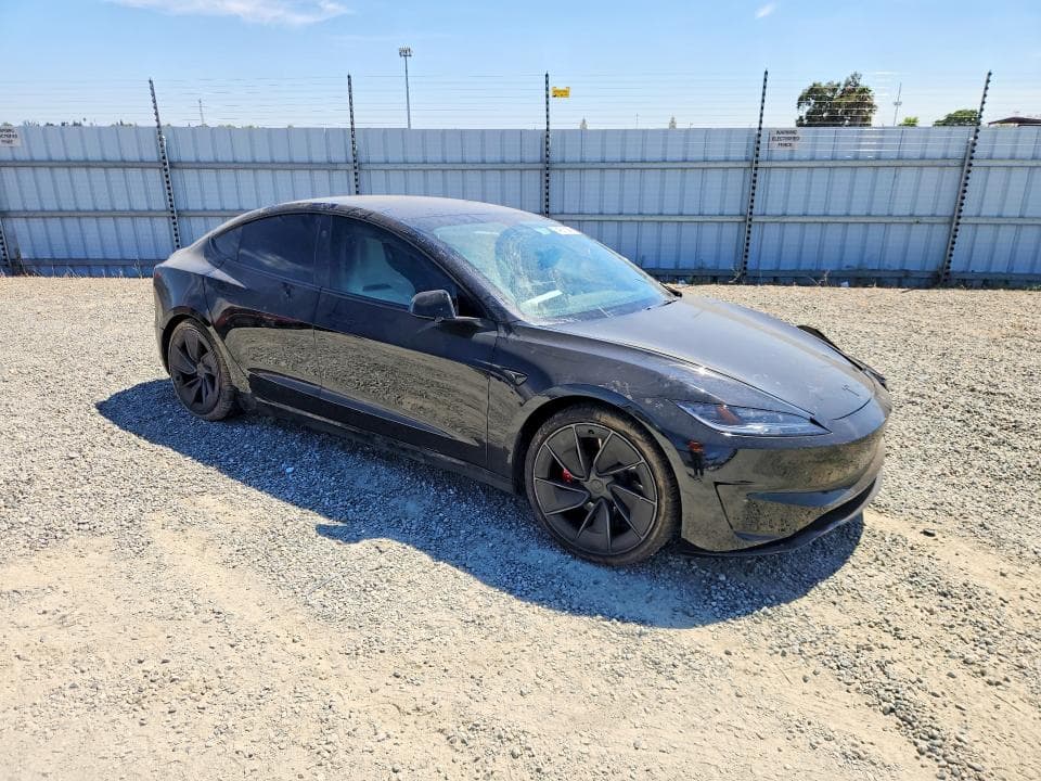 2026 TESLA MODEL 3 4