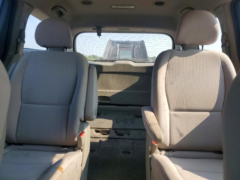 2017 KIA SEDONA L 10
