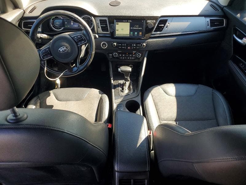 2017 KIA NIRO EX 8