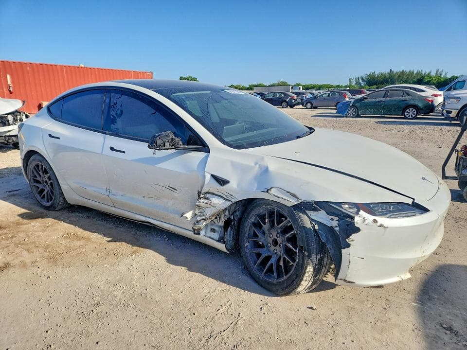 2024 TESLA MODEL 3 4