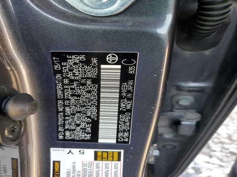 2017 TOYOTA PRIUS TWO 13