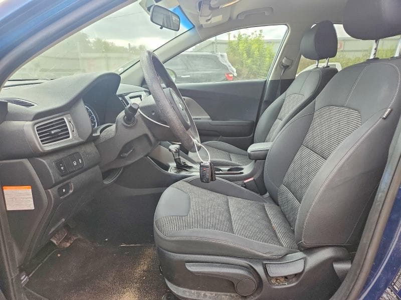 2019 KIA NIRO LX 7