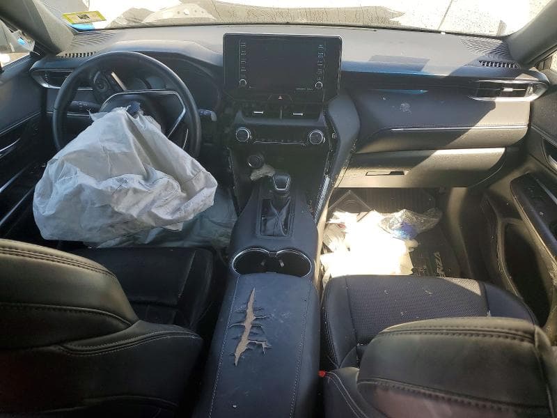 2021 TOYOTA VENZA XLE 8