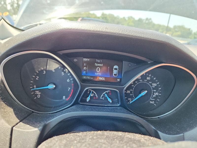 2018 FORD FOCUS SE 9