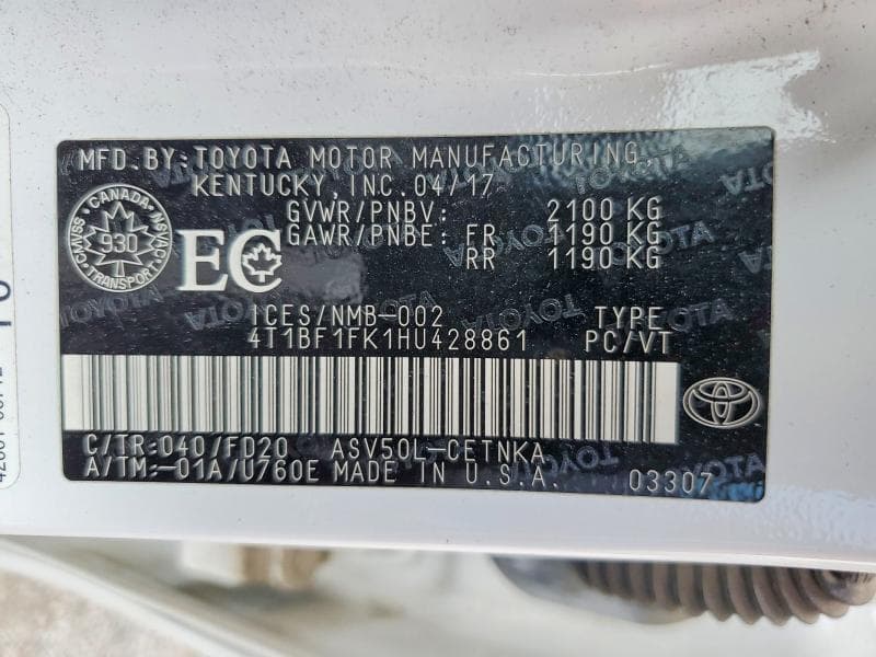 2017 TOYOTA CAMRY LE 12