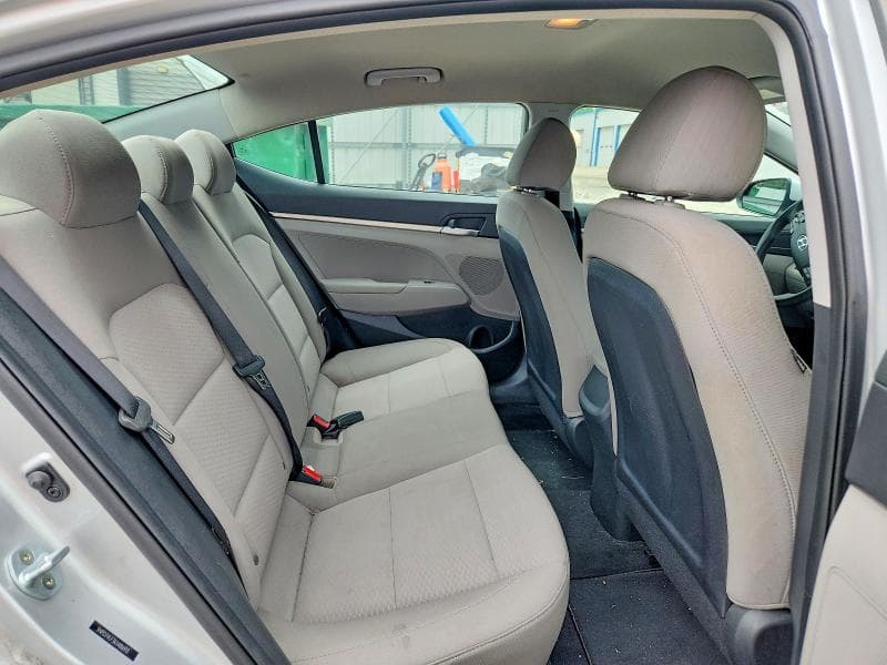 2019 HYUNDAI ELANTRA SE 10