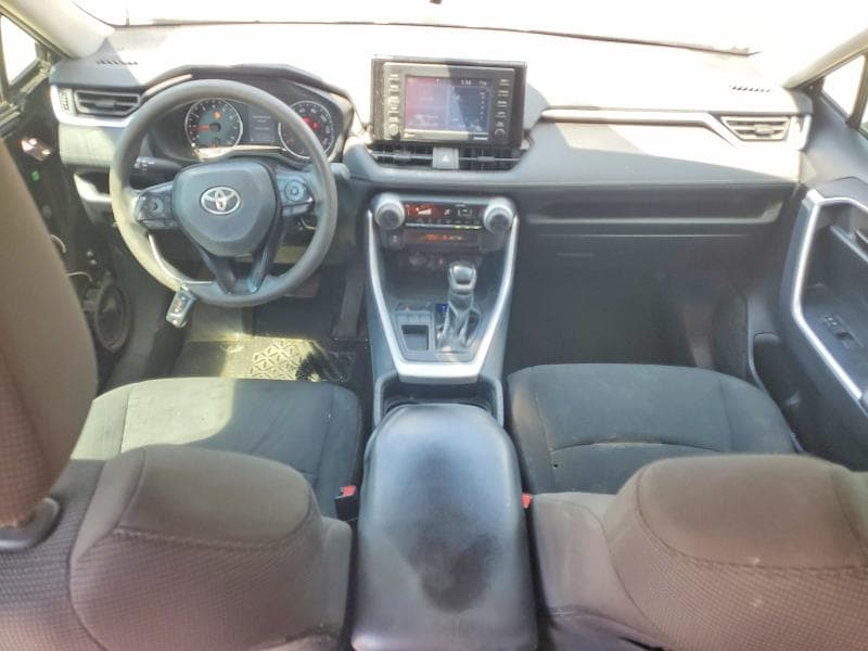 2021 TOYOTA RAV4 LE 8