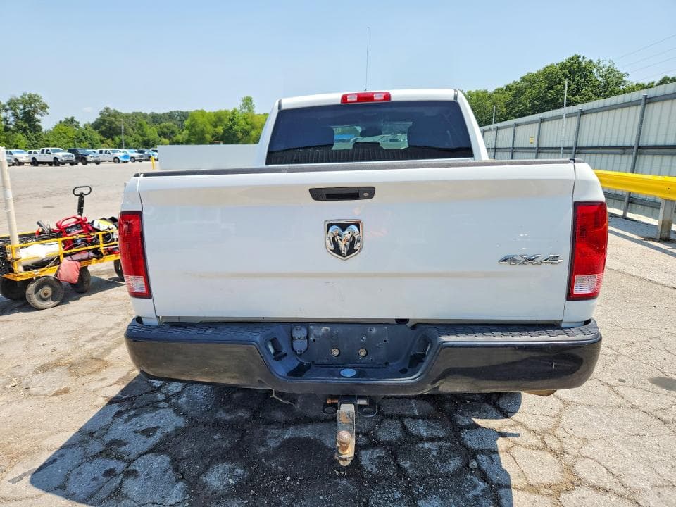 2020 RAM 1500 CLASSIC SSV 6