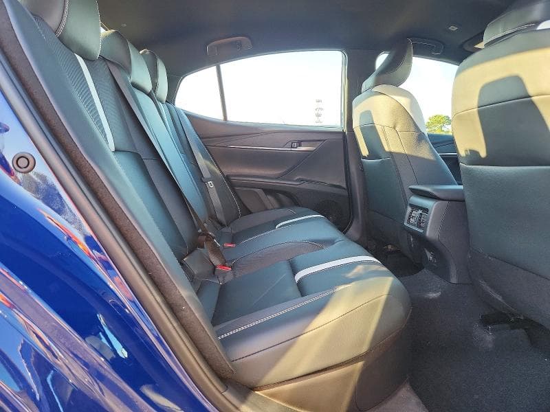 2025 TOYOTA CAMRY SE 10
