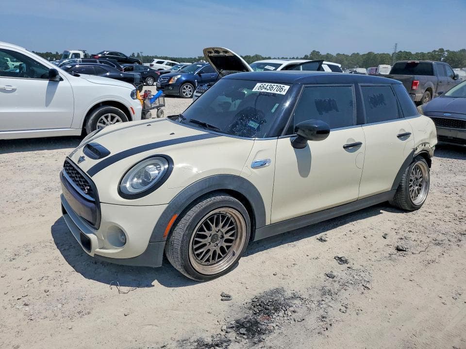 2020 MINI COOPER S