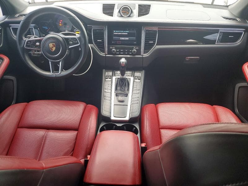 2017 PORSCHE MACAN S 8