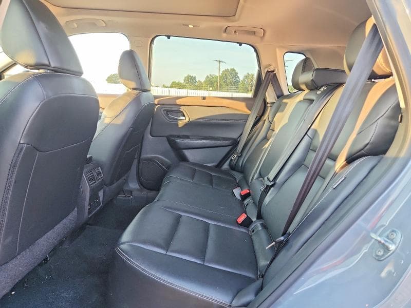 2023 NISSAN ROGUE SL 11