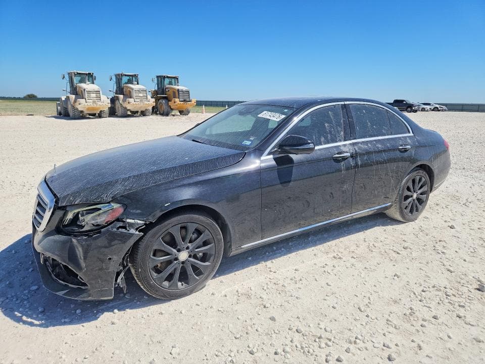 2017 MERCEDES-BENZ E 300 - 1