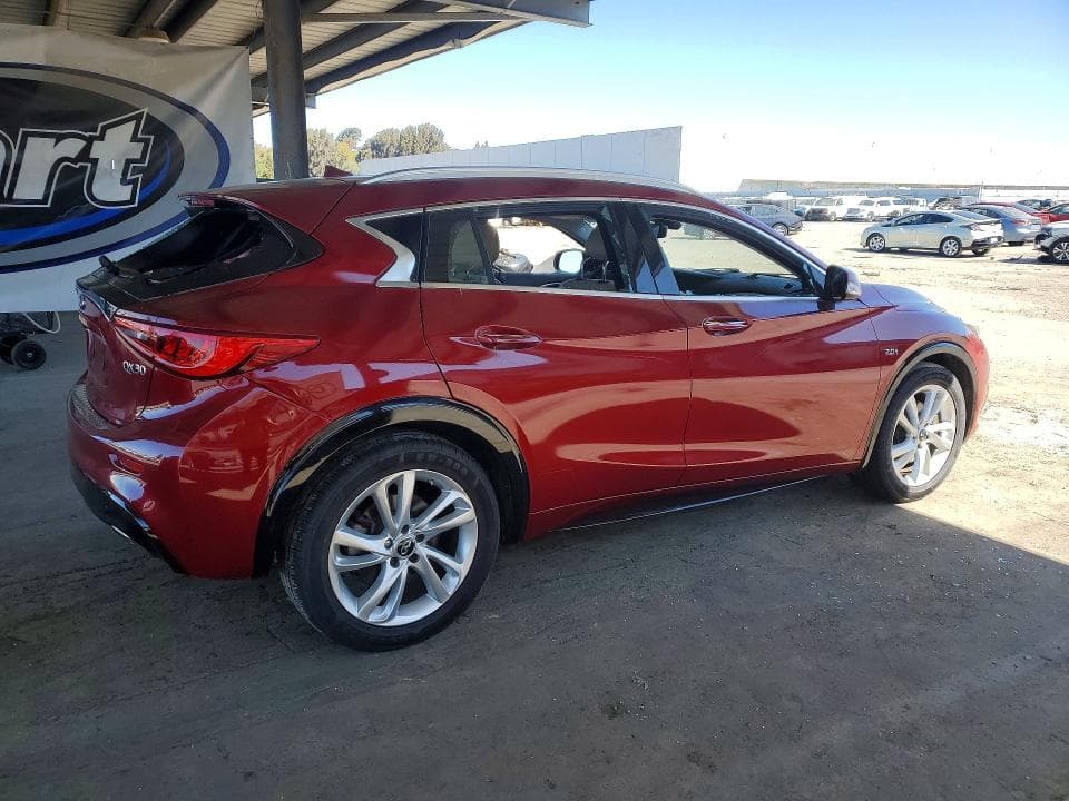 2017 INFINITI QX30 PREMIUM 3