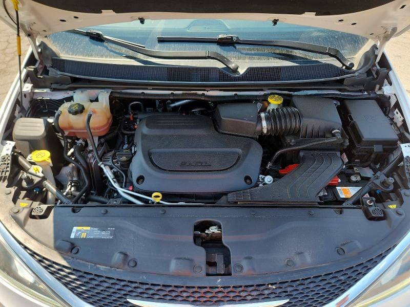 2020 CHRYSLER PACIFICA LIMITED 12