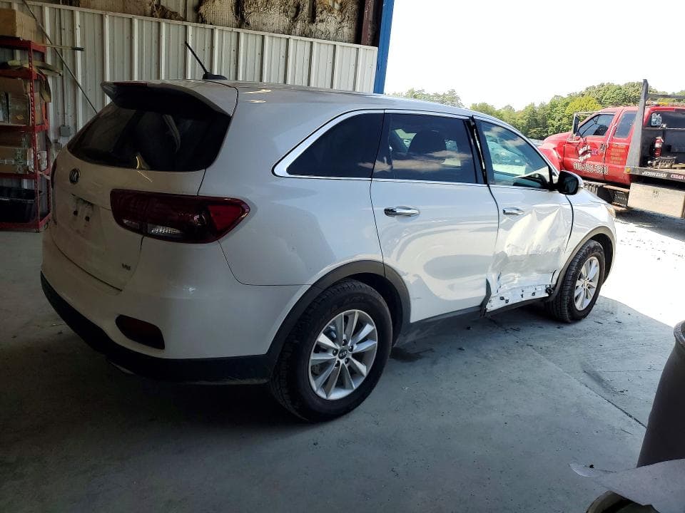 2019 KIA SORENTO LX V6 3