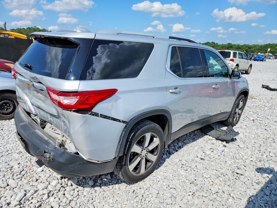2018 CHEVROLET TRAVERSE LT 3