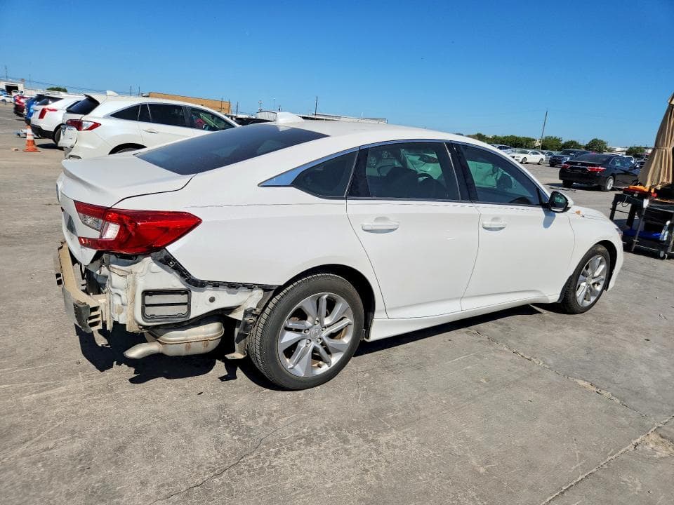 2020 HONDA ACCORD LX 3