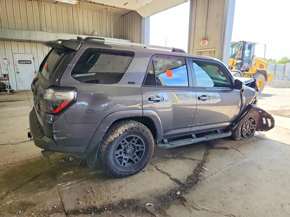 2021 TOYOTA 4RUNNER SR5 PREMIUM 3