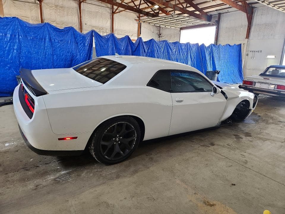 2020 DODGE CHALLENGER SXT 3
