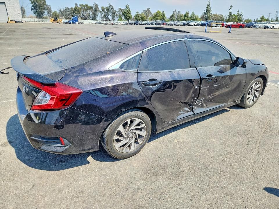 2018 HONDA CIVIC EX 3