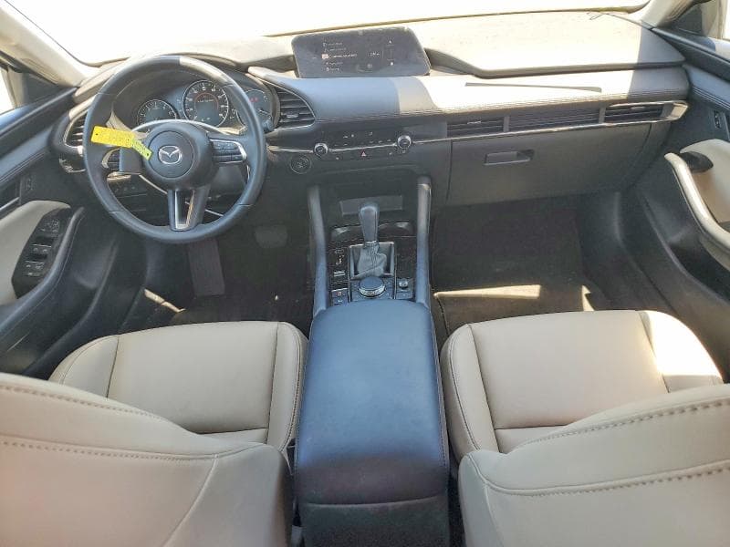 2024 MAZDA 3 PREFERRED 8