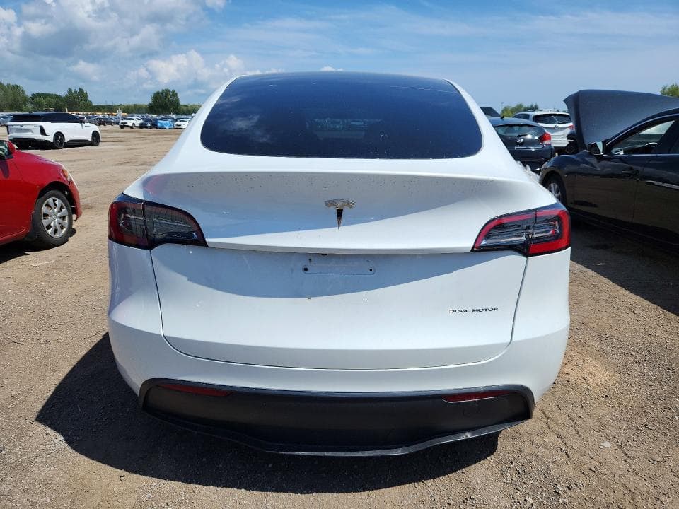 2023 TESLA MODEL Y 6