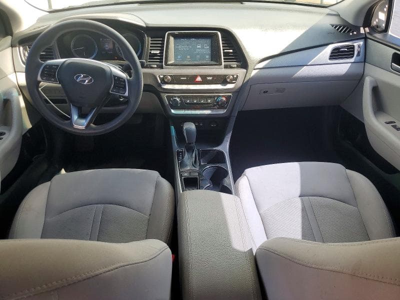 2019 HYUNDAI SONATA SE 8