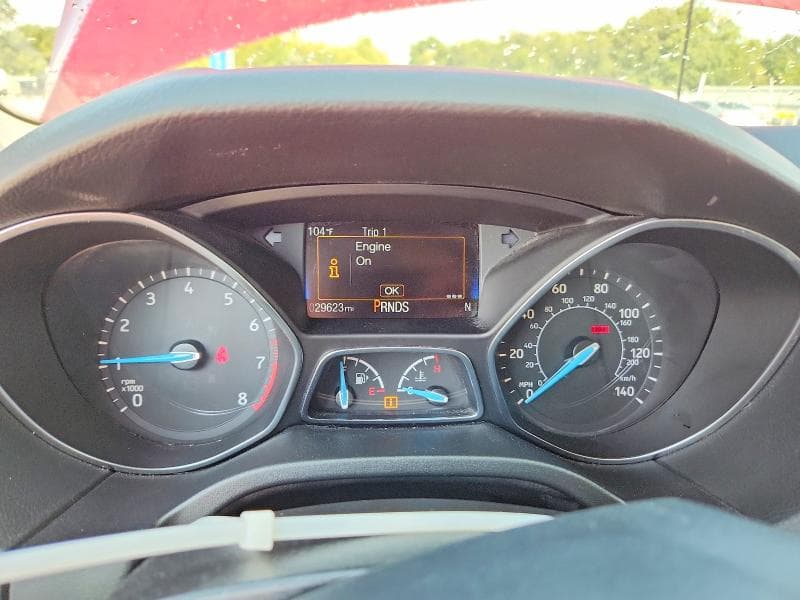 2017 FORD FOCUS SEL 9