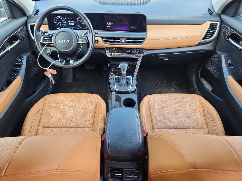 2024 KIA SELTOS EX 8