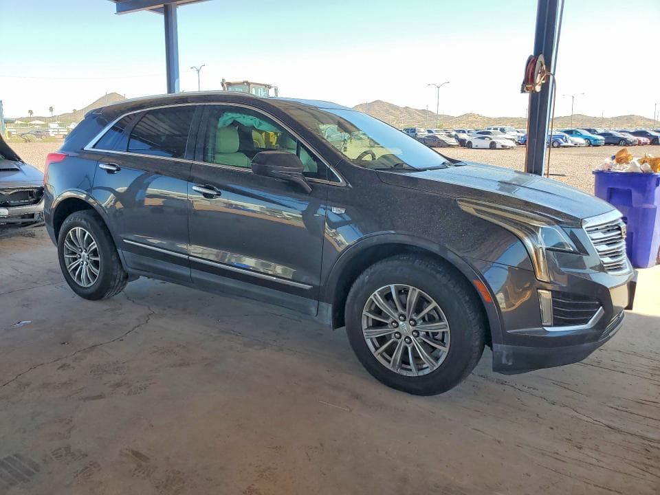 2017 CADILLAC XT5 LUXURY 4