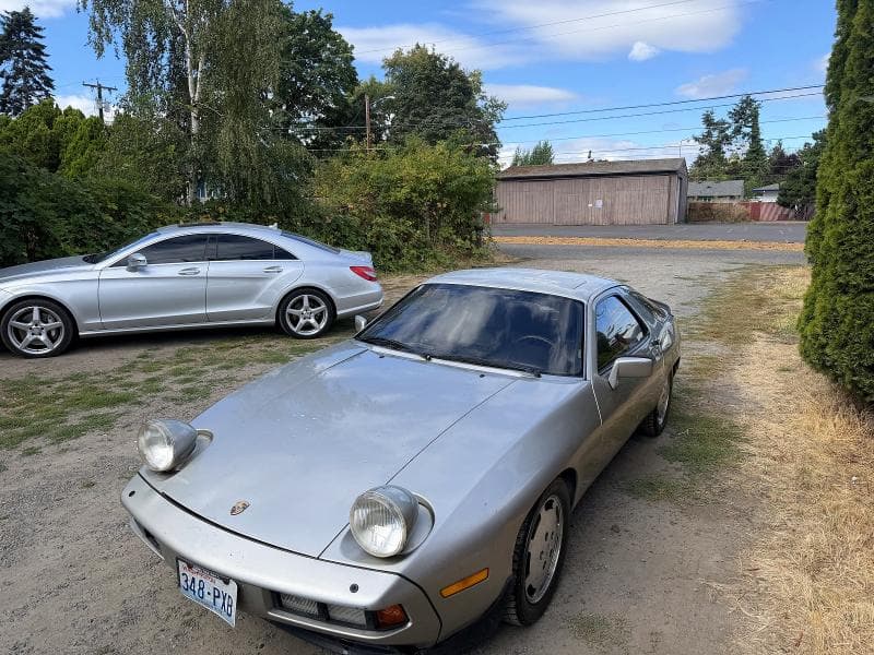 1982 PORSCHE 928 2