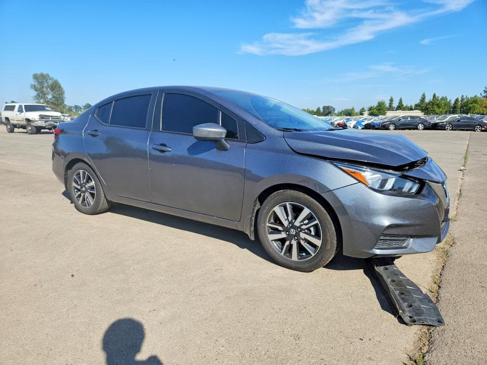 2022 NISSAN VERSA SV 4