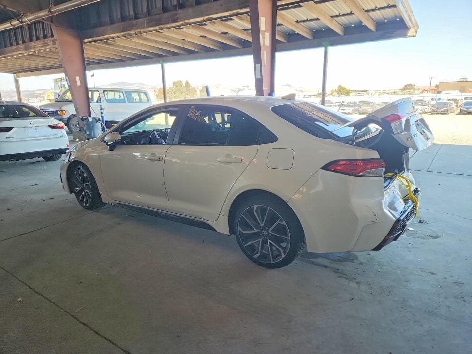 2021 TOYOTA COROLLA SE 2