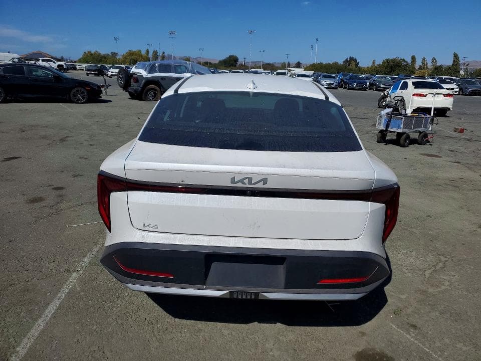2026 KIA K4 LXS 6