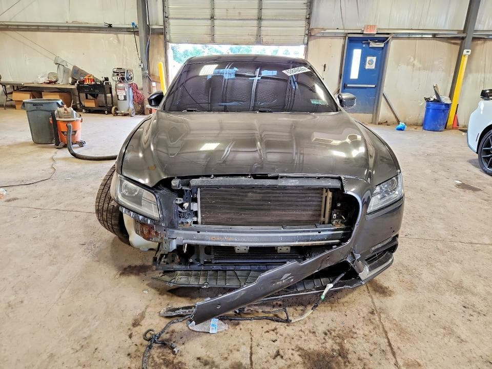 2019 LINCOLN CONTINENTAL SELECT 5