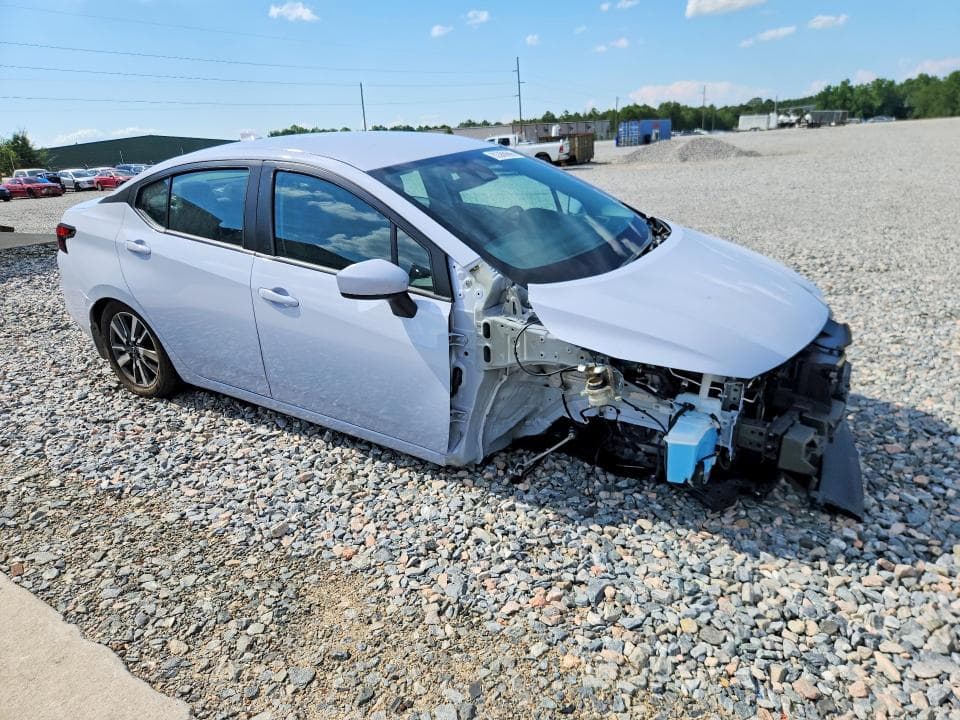 2025 NISSAN VERSA SV 4