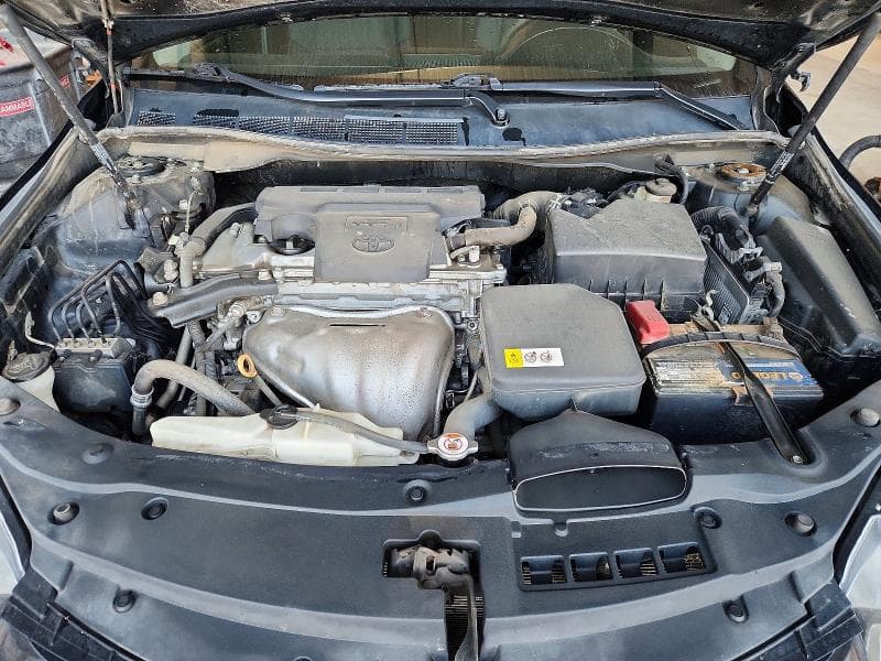 2017 TOYOTA CAMRY SE 11