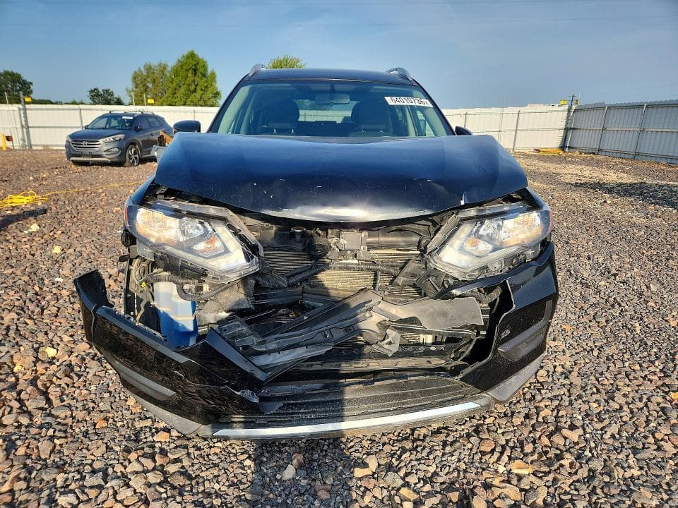 2018 NISSAN ROGUE SV 5