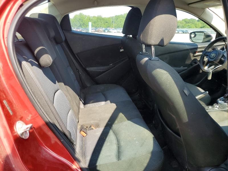 2019 TOYOTA YARIS LE 10
