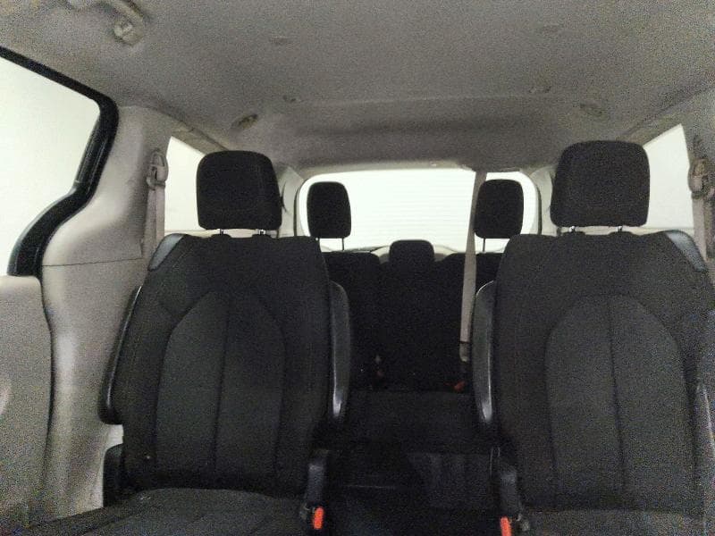 2017 CHRYSLER PACIFICA TOURING 10