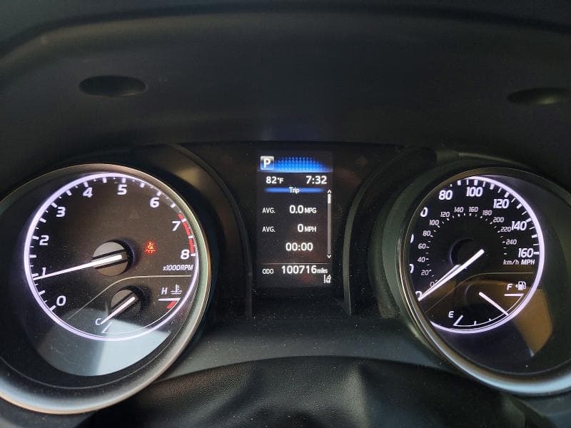 2021 TOYOTA CAMRY SE 9