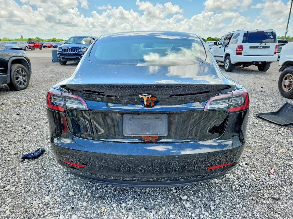 2023 TESLA MODEL 3 6